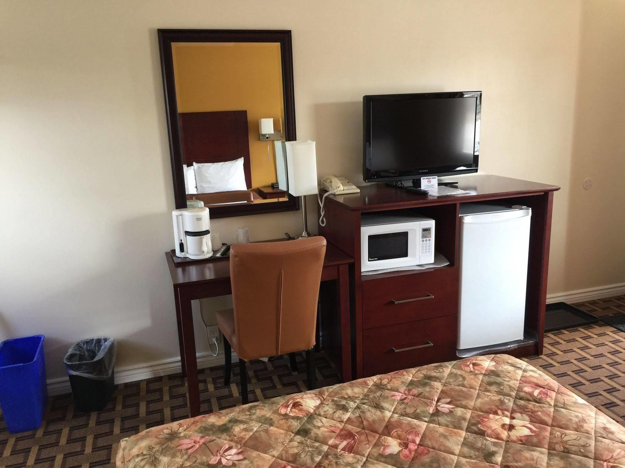 Tweed Park Place Motel & Suites المظهر الخارجي الصورة