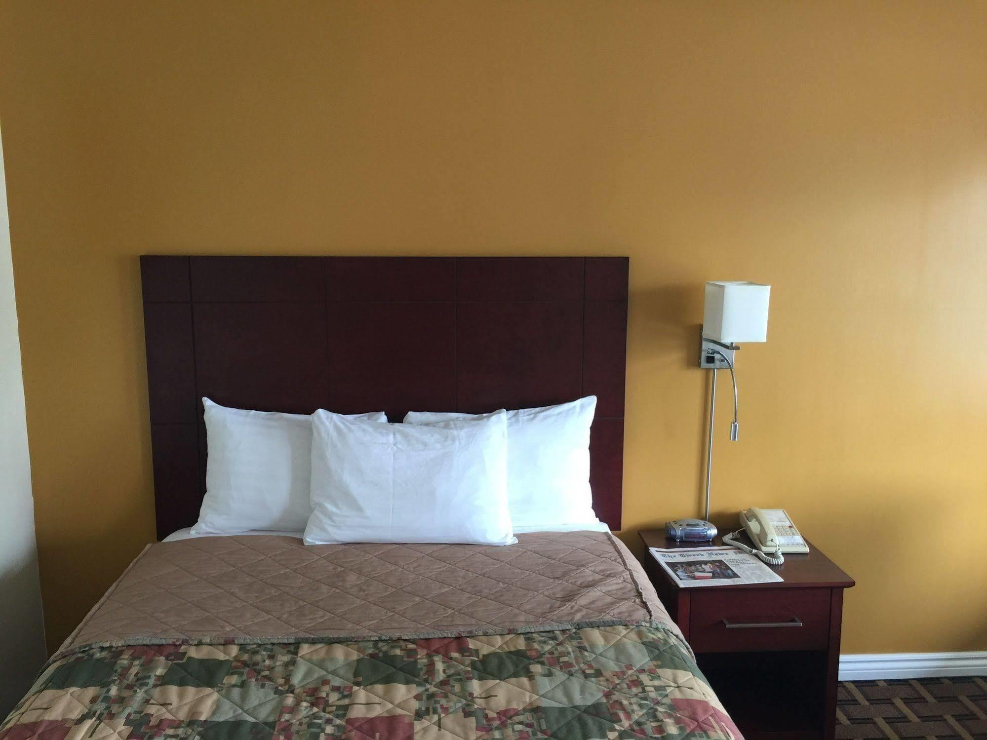 Tweed Park Place Motel & Suites المظهر الخارجي الصورة